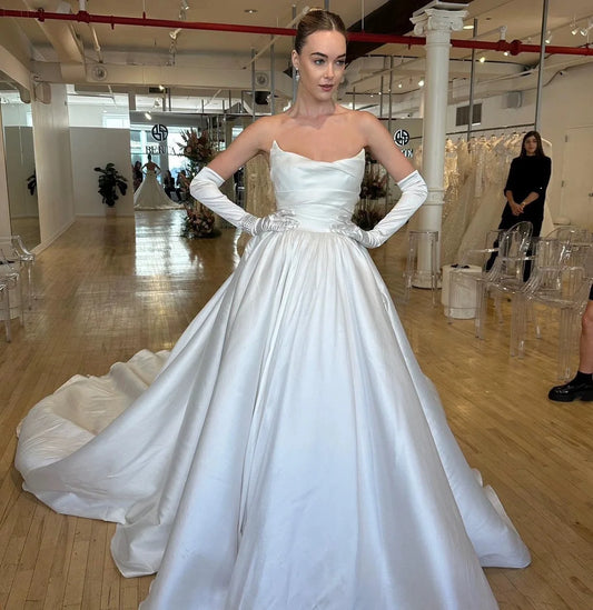 Elegant A-Line Church Wedding Dress Strapless Pleats Satin Gloves Bridal Bride Gown Women vestidos de novia