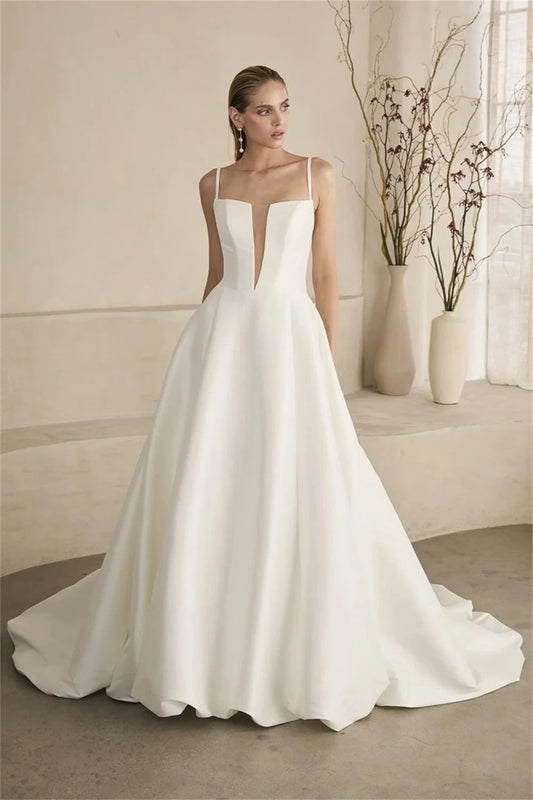 Simple A-Line Wedding Dresses 2026 Spaghetti Strap V-neck Sleeveless Soft Satin Princess Bridal Gowns vestidos de novia