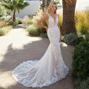 Fashion Mermaid Wedding Dress 2026 Wide Straps Deep V Neck Backless Applique Lace Tulle Bridal Bride Gown Boho Beach Vestido