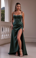 Sexy Evening Dress and Prom Gown with a Backless Design for a Bold and Chic Look